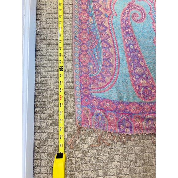 Scarf - Picture 2 of 5